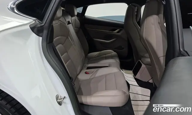 Porsche Taycan 2023 0.1 автомат (гидро), миниатюра 12