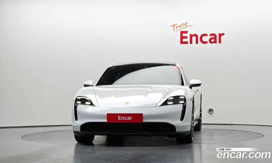 Porsche Taycan 2023 0.1 автомат (гидро), фото 3