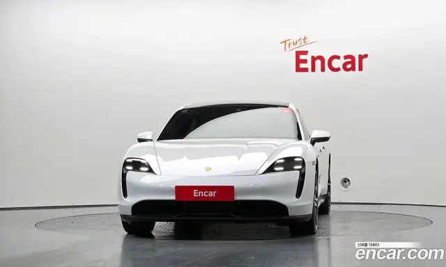 Porsche Taycan 2023 0.1 автомат (гидро), миниатюра 3