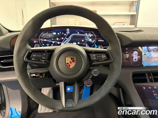 Porsche Taycan 2025 0.1 автомат (гидро), миниатюра 11