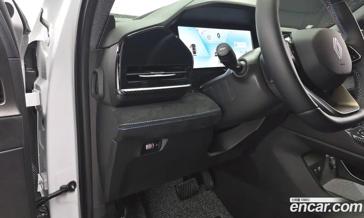 Renault (Samsung) Grand Koleos 2025 1.5 автомат (гидро), фото 19