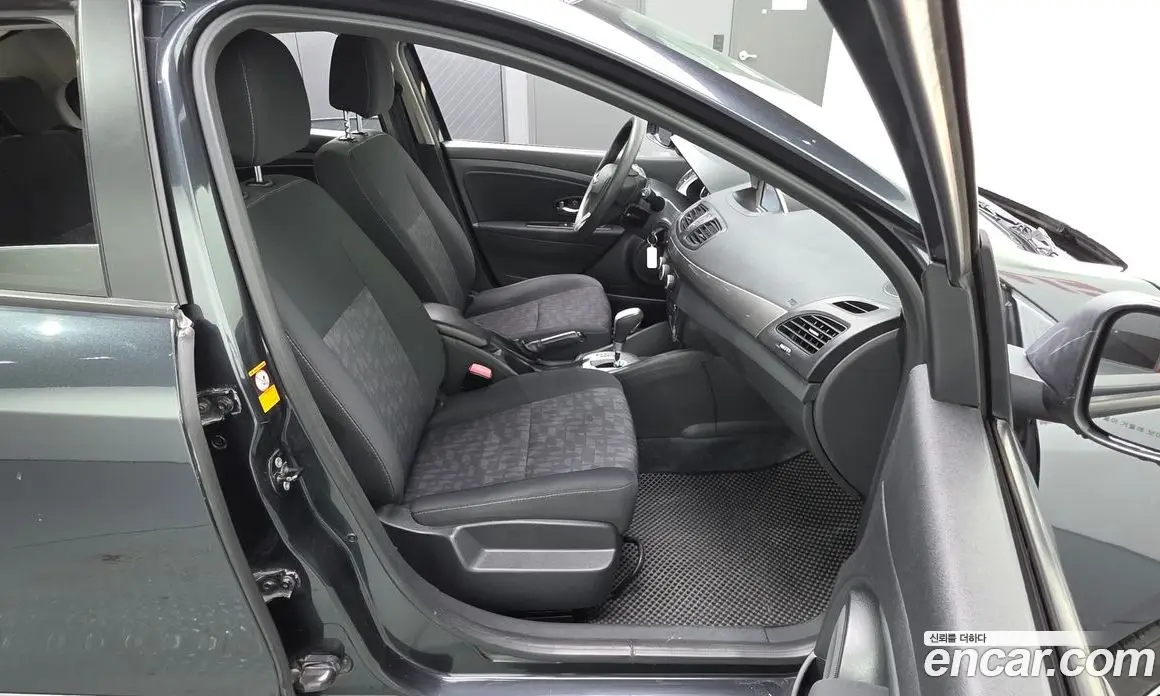 Renault (Samsung) SM3 2013 1.6 автомат (гидро), фото 16