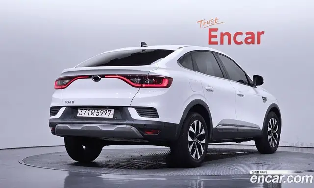 Renault (Samsung) XM3 2022 1.6 автомат (гидро), миниатюра 2