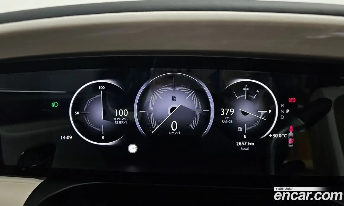 Rolls-Royce Ghost 2025 6.8 автомат (гидро), фото 11