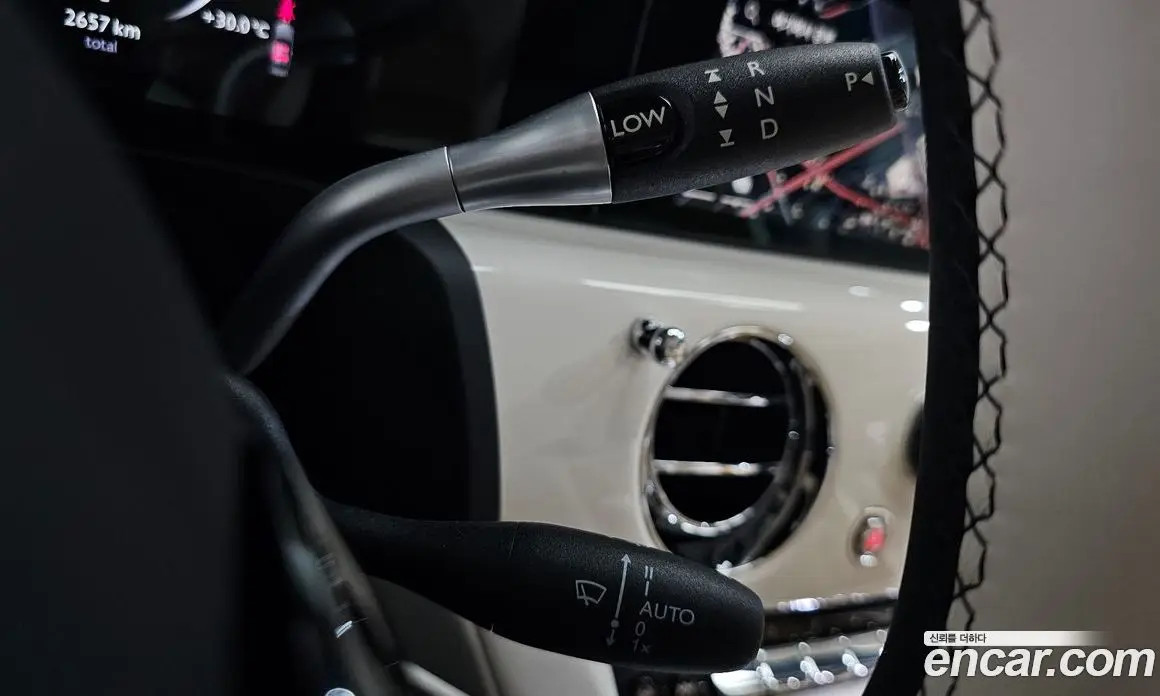Rolls-Royce Ghost 2025 6.8 автомат (гидро), фото 26