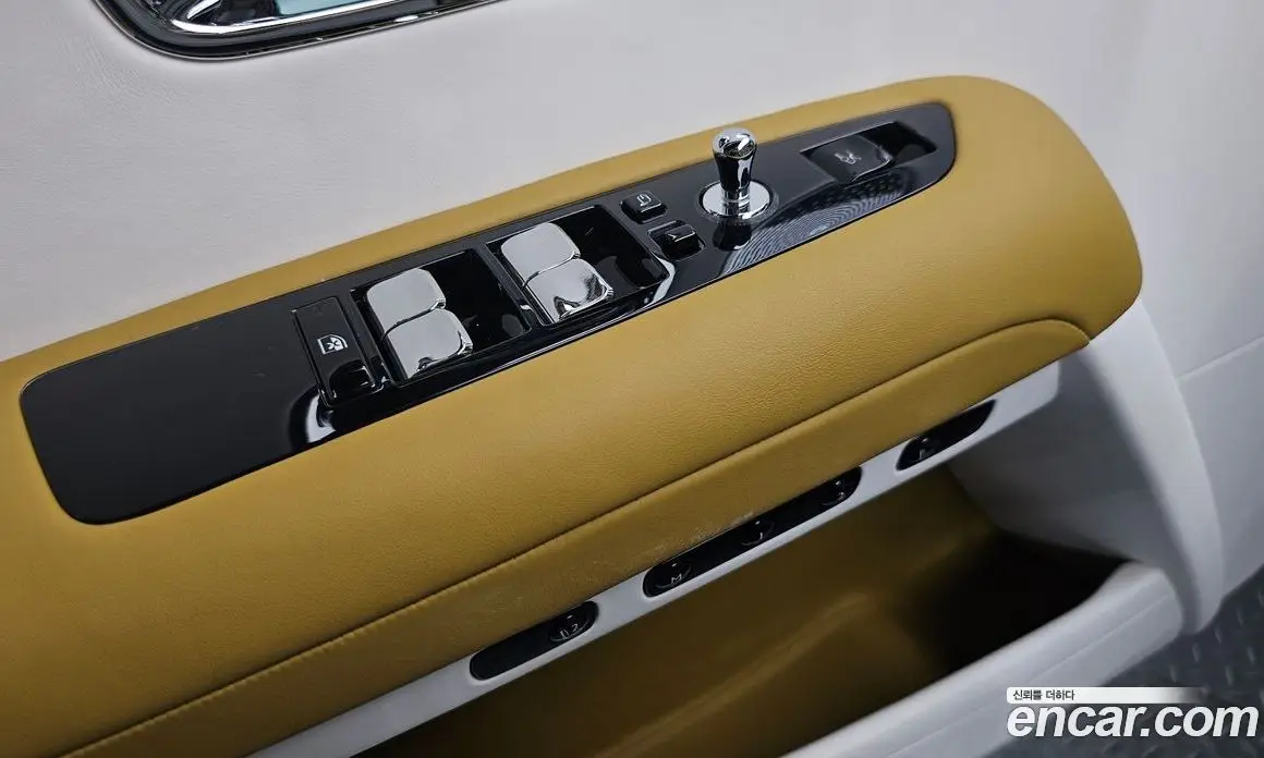 Rolls-Royce Ghost 2025 6.8 автомат (гидро), фото 28