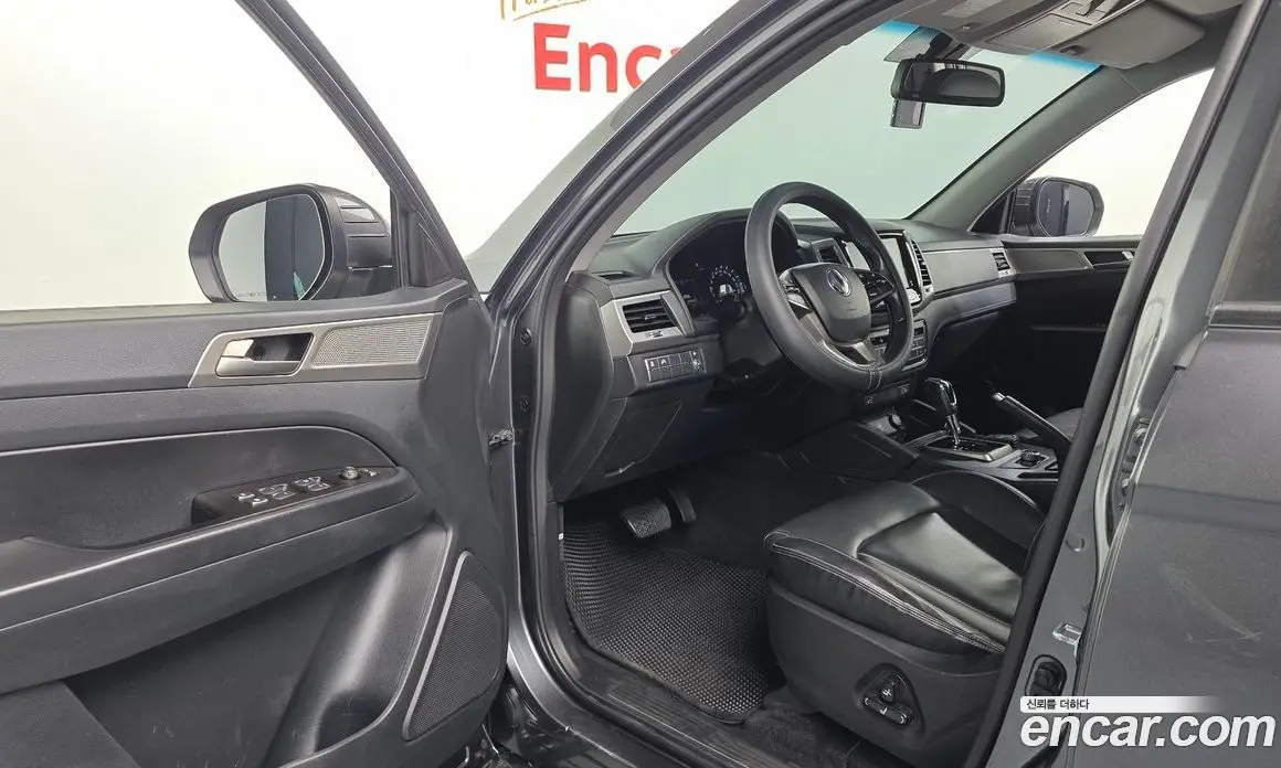 SsangYong Rexton 2018 2.2 автомат (гидро), фото 10