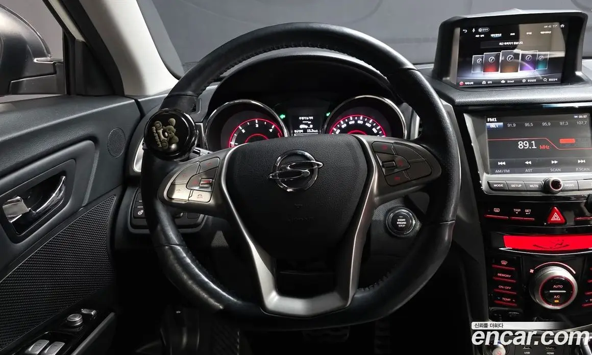 SsangYong TIBOLI 2015 1.6 автомат (гидро), фото 18