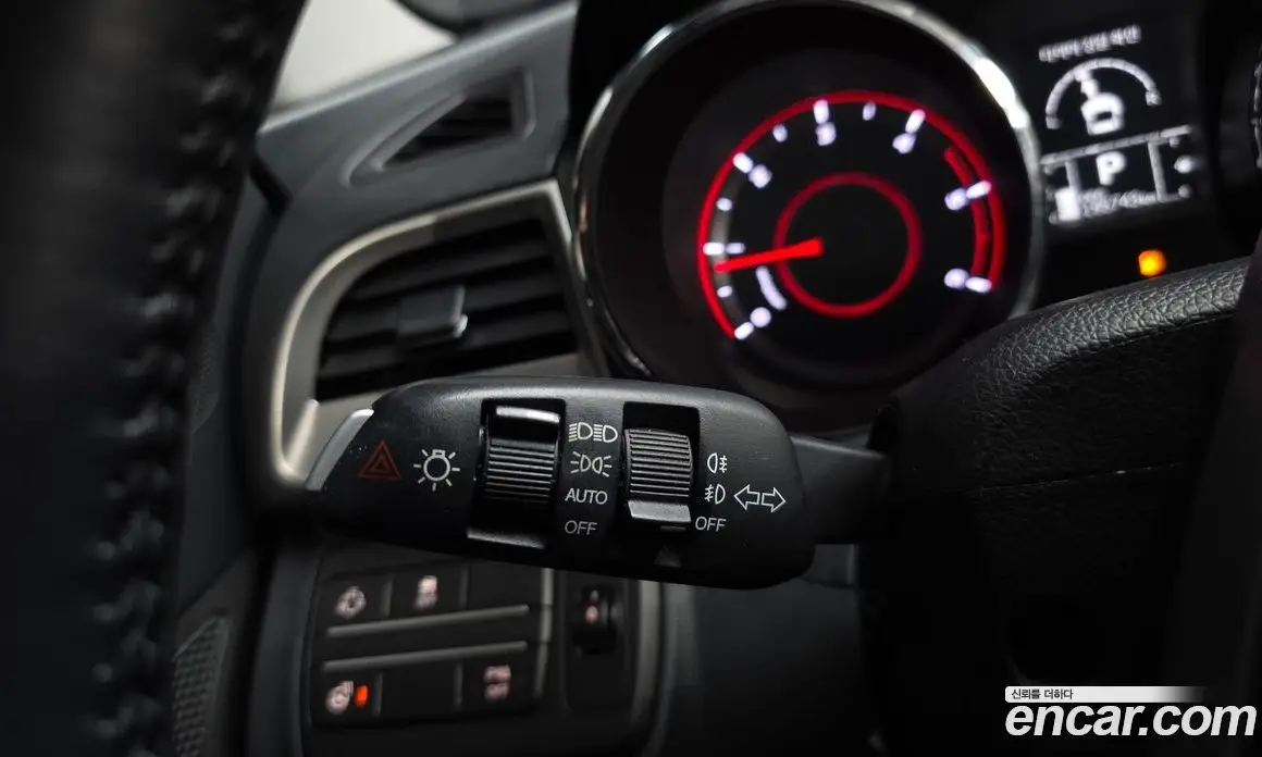SsangYong TIBOLI 2015 1.6 автомат (гидро), фото 22