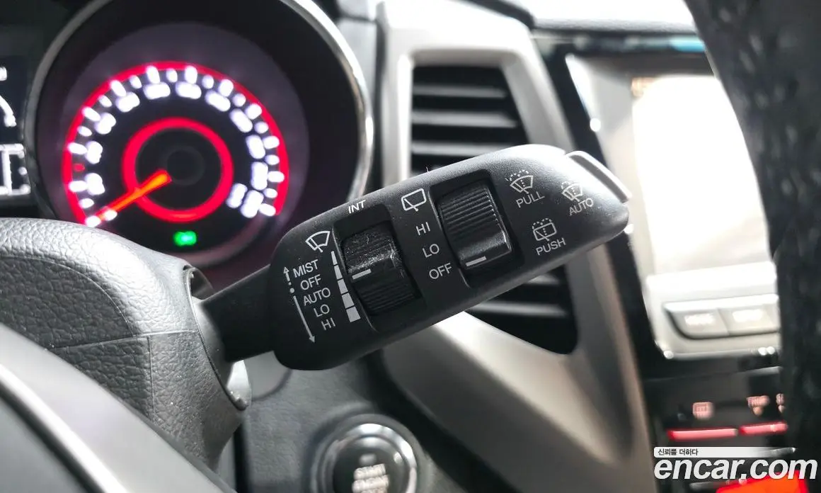 SsangYong TIBOLI 2015 1.6 автомат (гидро), фото 27