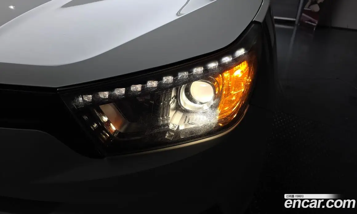SsangYong TIBOLI 2015 1.6 автомат (гидро), фото 7