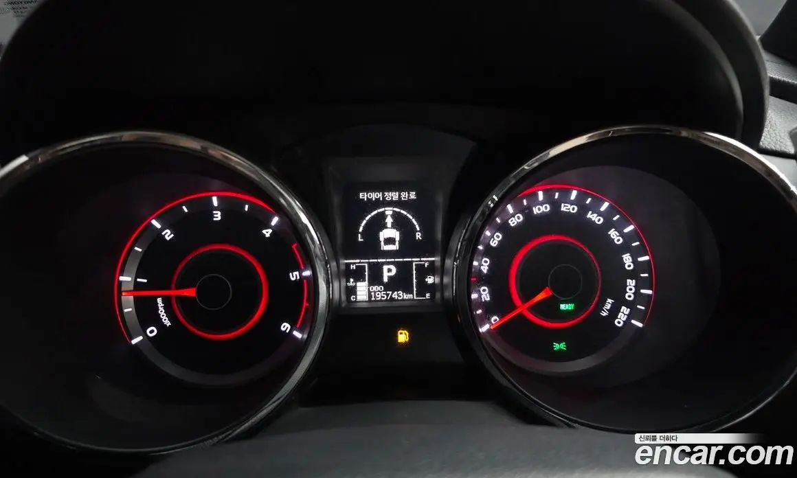 SsangYong TIBOLI 2015 1.6 автомат (гидро), фото 10