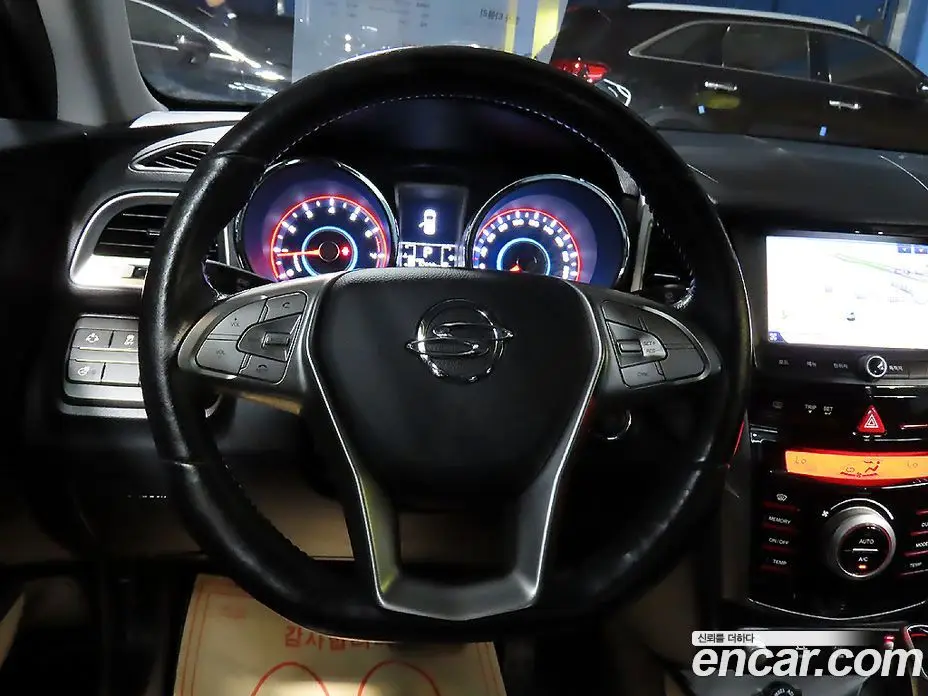 SsangYong TIBOLI 2015 1.6 автомат (гидро), фото 11