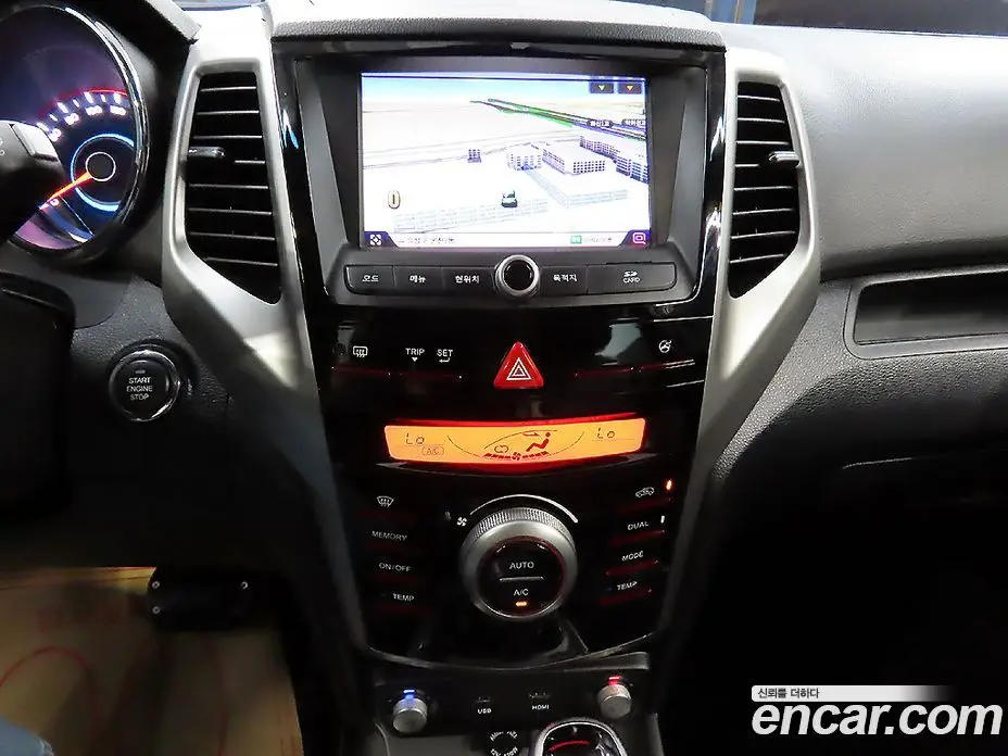 SsangYong TIBOLI 2015 1.6 автомат (гидро), фото 13
