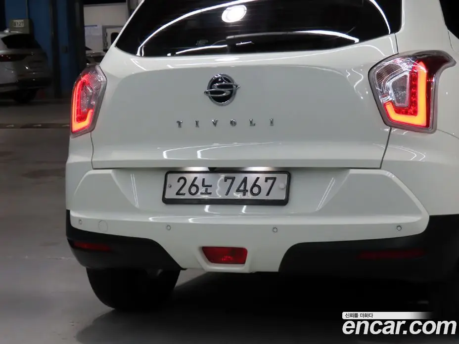 SsangYong TIBOLI 2015 1.6 автомат (гидро), фото 18