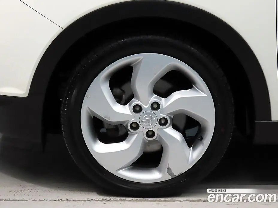 SsangYong TIBOLI 2015 1.6 автомат (гидро), фото 20