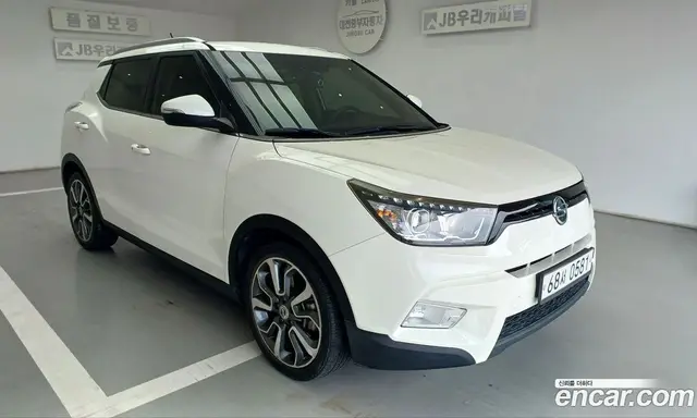 SsangYong TIBOLI 2016 1.6 автомат (гидро), миниатюра 3