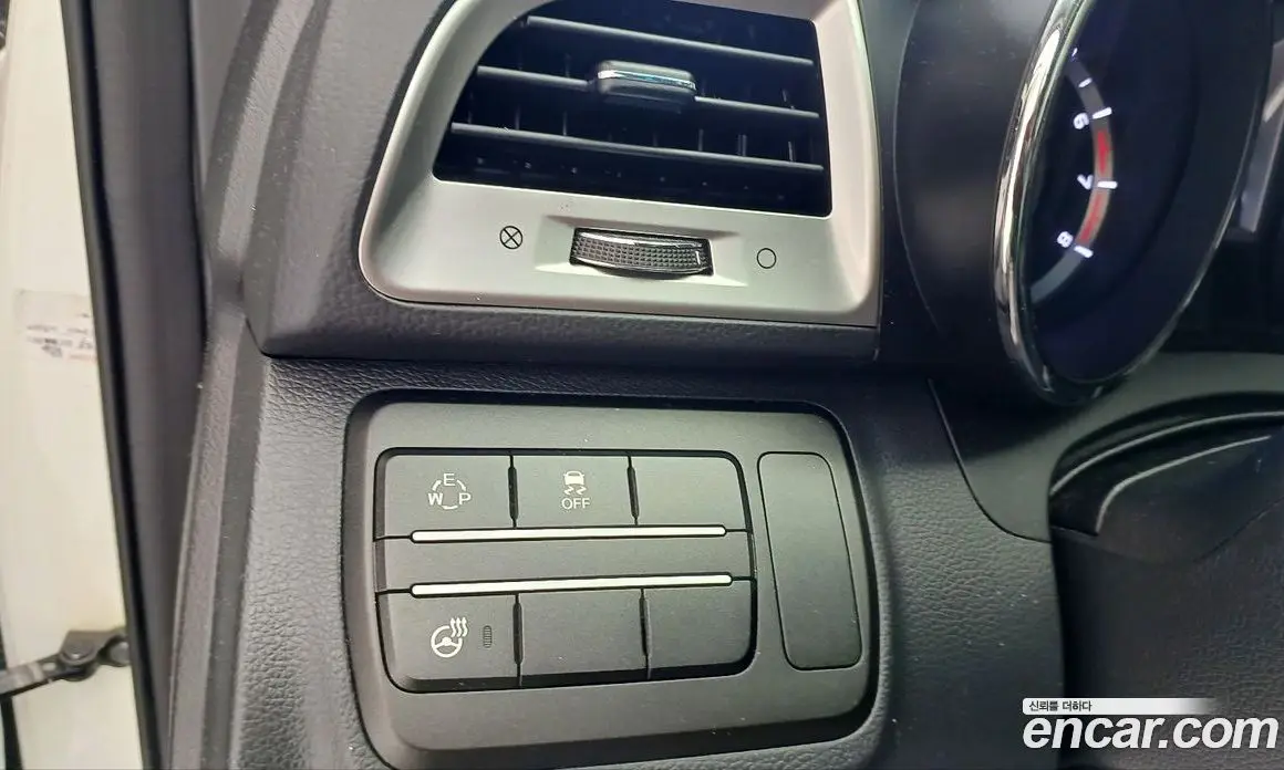 SsangYong TIBOLI 2016 1.6 автомат (гидро), фото 10