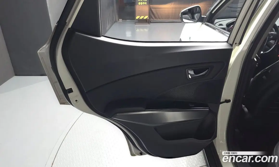 SsangYong TIBOLI 2017 1.6 автомат (гидро), фото 15