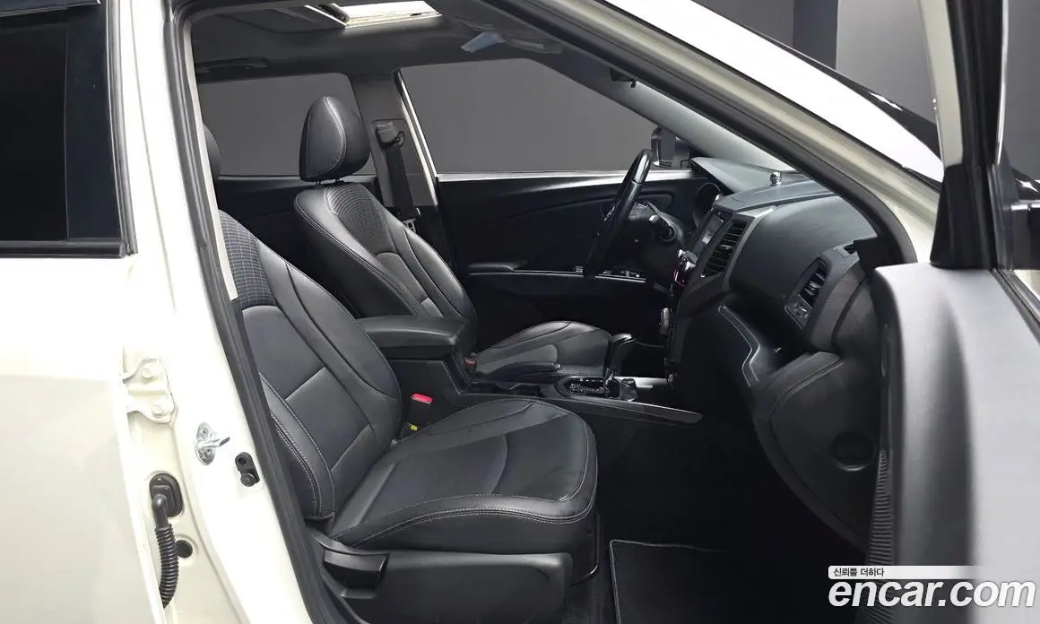 SsangYong TIBOLI 2017 1.6 автомат (гидро), фото 16
