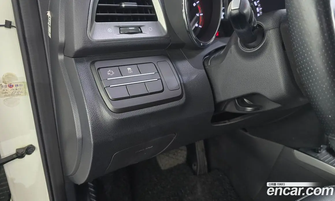 SsangYong TIBOLI 2017 1.6 автомат (гидро), фото 20