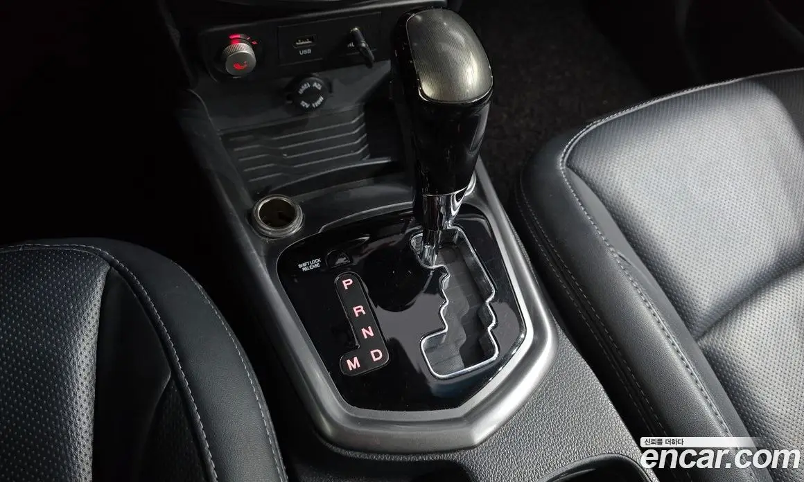 SsangYong TIBOLI 2017 1.6 автомат (гидро), фото 9
