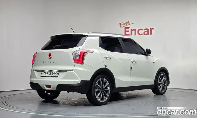 SsangYong TIBOLI 2018 1.6 автомат (гидро), миниатюра 2