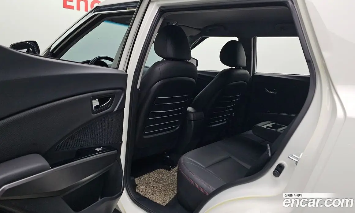 SsangYong TIBOLI 2018 1.6 автомат (гидро), фото 11