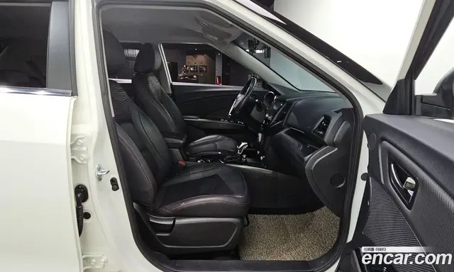 SsangYong TIBOLI 2018 1.6 автомат (гидро), миниатюра 12
