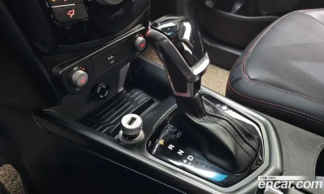 SsangYong TIBOLI 2018 1.6 автомат (гидро), миниатюра 9