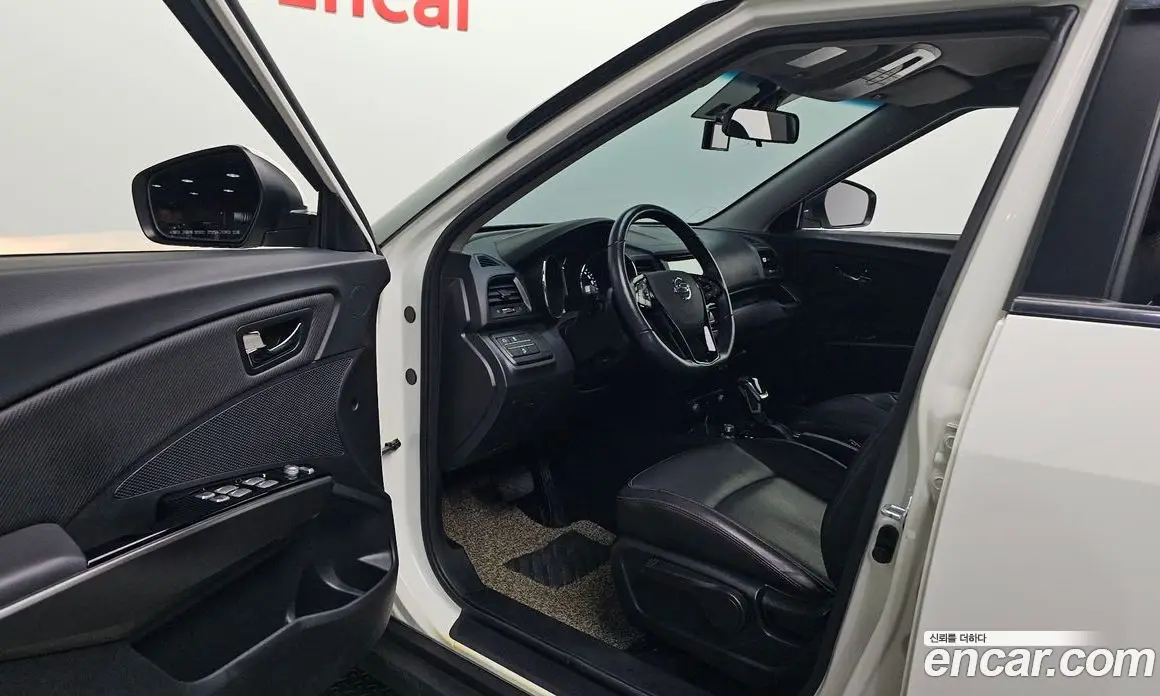 SsangYong TIBOLI 2018 1.6 автомат (гидро), фото 10