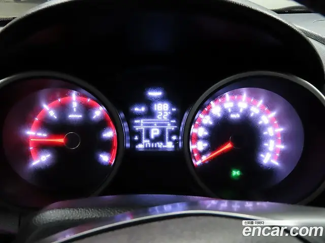 SsangYong TIBOLI 2018 1.6 автомат (гидро), миниатюра 8