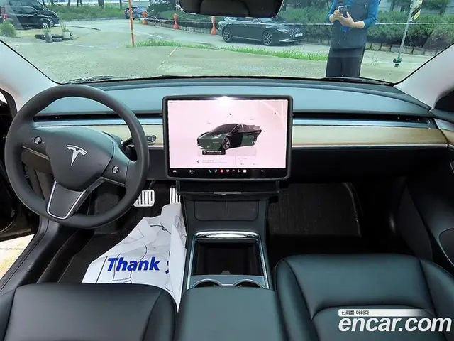 Tesla Model 3 2022 1.0 автомат (гидро), миниатюра 7