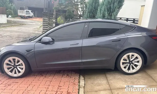 Tesla Model 3 2022 автомат (гидро), миниатюра 5
