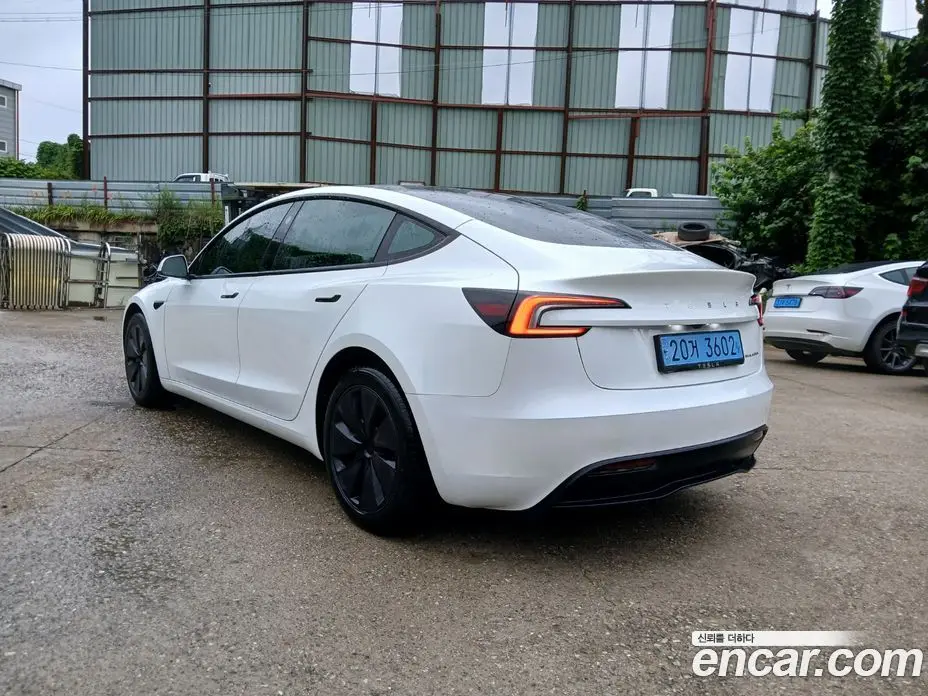 Tesla Model 3 2024 0.2 автомат (гидро), фото 3