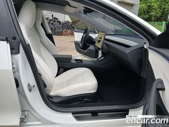 Tesla Model 3 2024 0.2 автомат (гидро), миниатюра 9