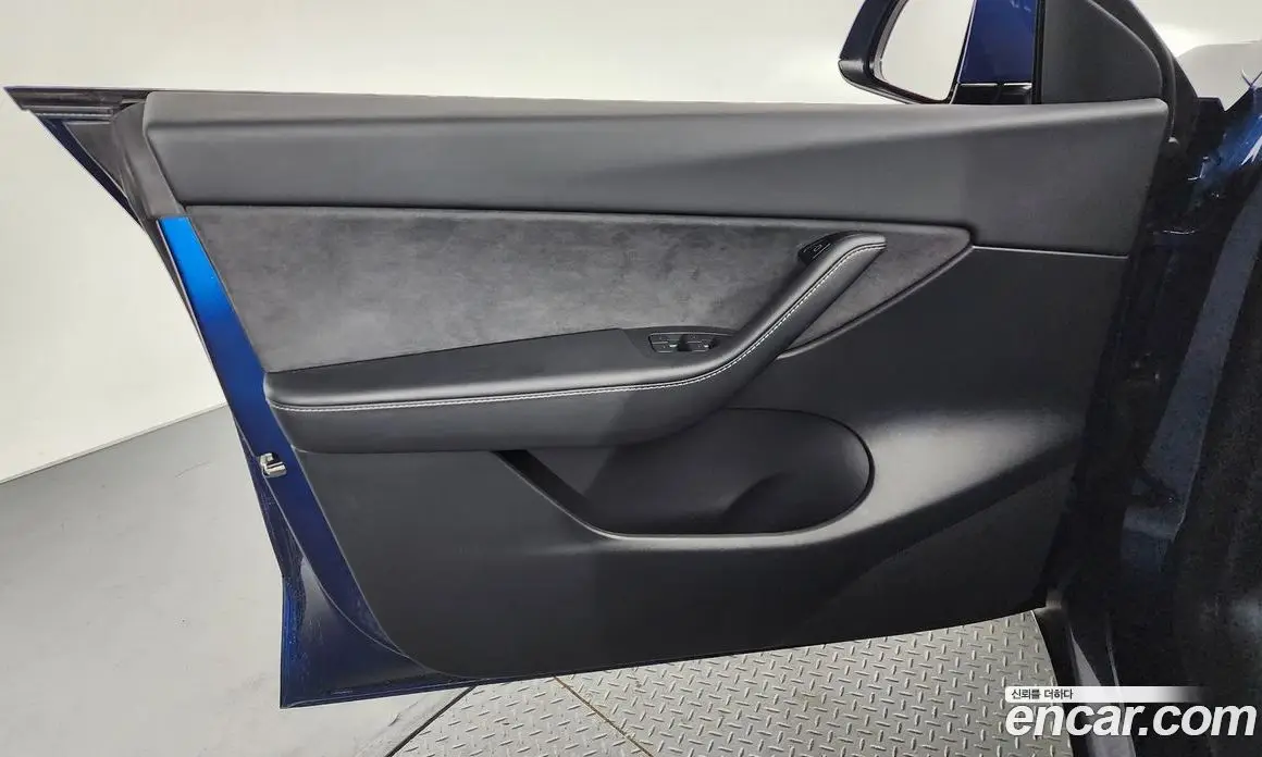 Tesla Model Y 2021 0.2 автомат (гидро), фото 13
