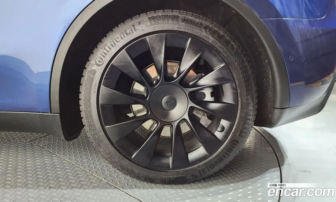 Tesla Model Y 2021 0.2 автомат (гидро), фото 6
