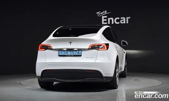 Tesla Model Y 2021 0.2 автомат (гидро), миниатюра 4