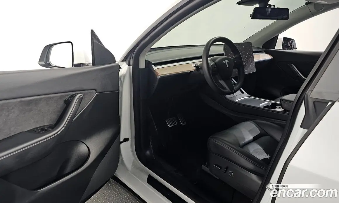 Tesla Model Y 2021 0.2 автомат (гидро), фото 12