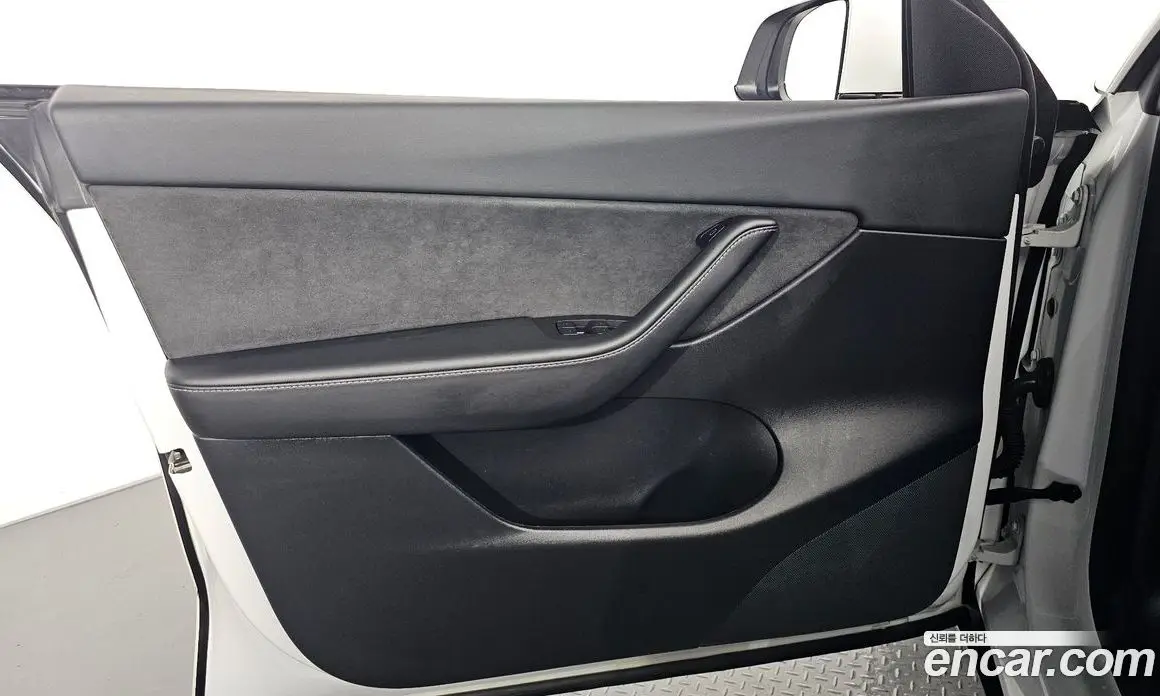 Tesla Model Y 2021 0.2 автомат (гидро), фото 13