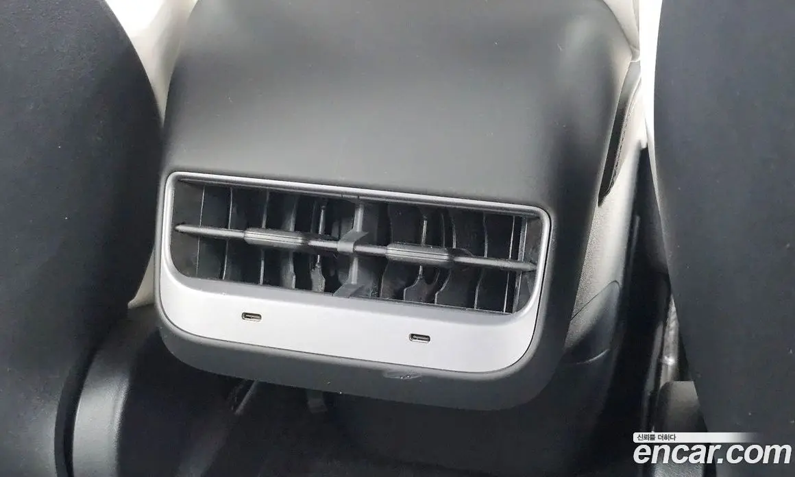 Tesla Model Y 2024 0.2 автомат (гидро), фото 24