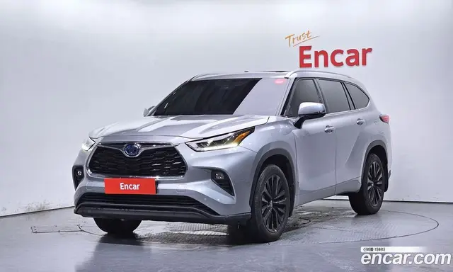 Toyota Highlander, 2023, 42 923 км