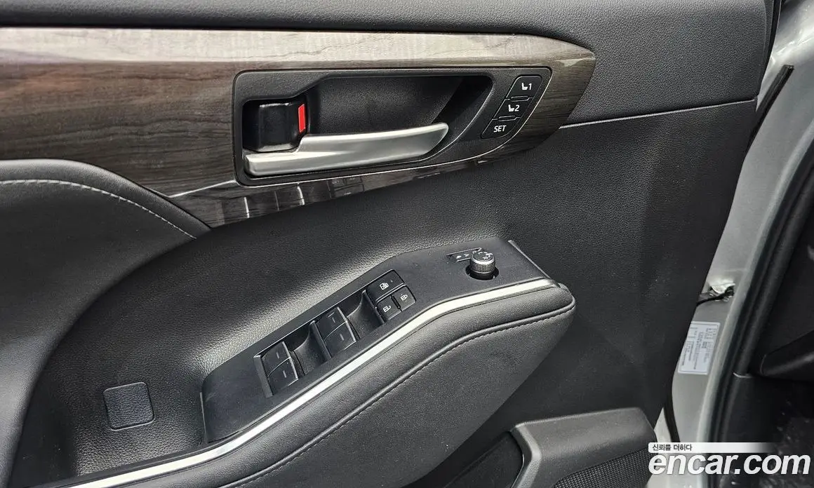 Toyota Highlander 2023 2.5 автомат (гидро), фото 29