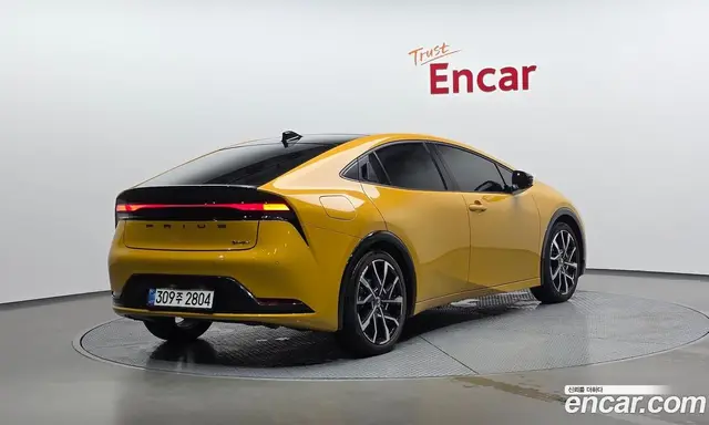 Toyota Prius 2026 2.0 автомат (гидро), миниатюра 2