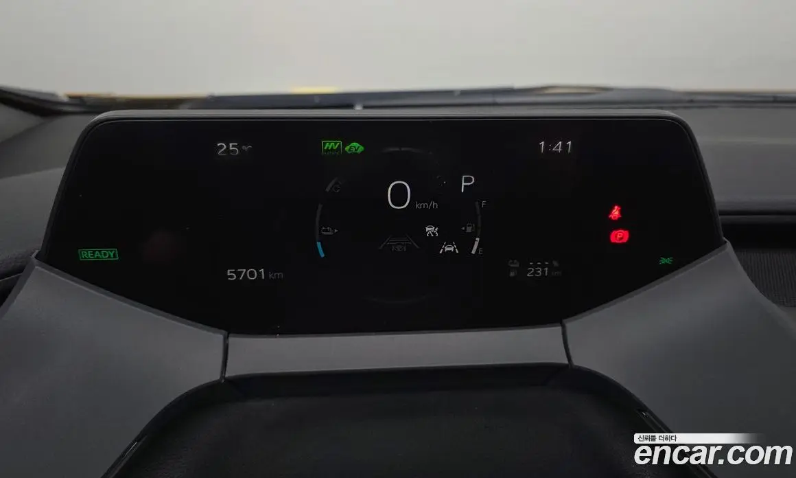 Toyota Prius 2026 2.0 автомат (гидро), фото 11