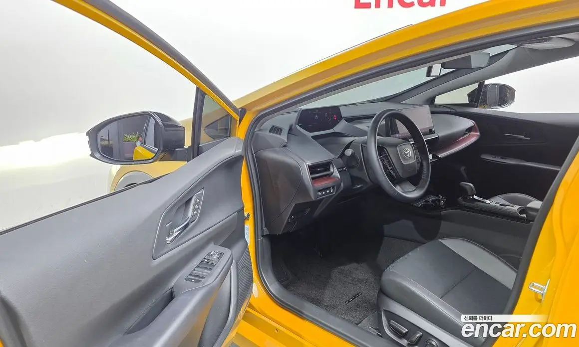 Toyota Prius 2026 2.0 автомат (гидро), фото 13