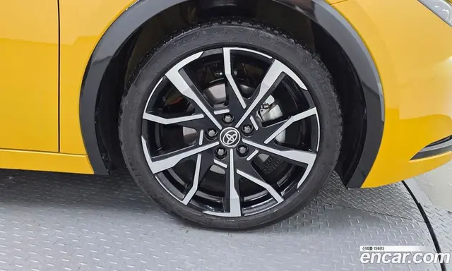 Toyota Prius 2026 2.0 автомат (гидро), миниатюра 7