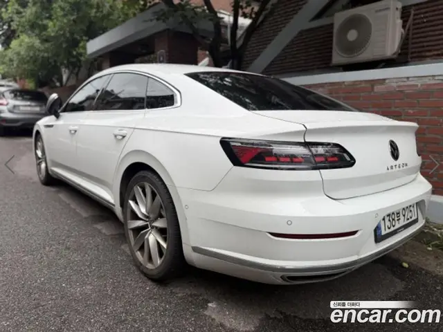 Volkswagen Arteon 2022 2.0 автомат (гидро), миниатюра 3