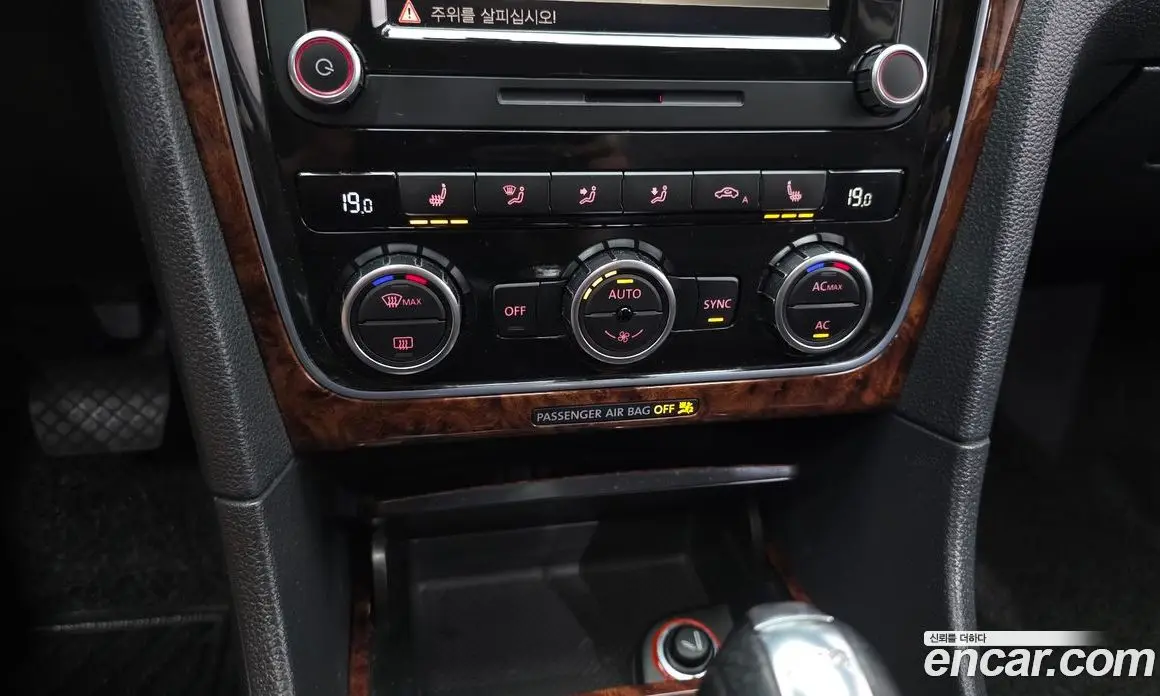 Volkswagen Passat 2012 2.0 автомат (гидро), фото 16
